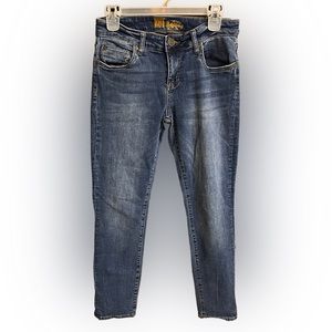 KUT FROM THE CLOTH jeans. Gently worn.